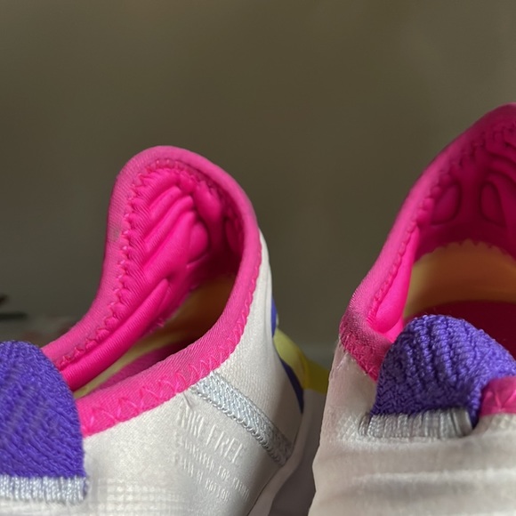 Nike free 3.0 platinum flyknit lightweight running/training sneakers - Picture 10 of 10